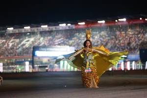 BIB: 
                            <button type="button" onclick="openModal(24094351)" class="btn btn-primary btn-sm float-right btn-popup" data-toggle="modal" data-target=".modal-high-quality">
                        <i class="fas fa-shopping-cart"></i> Add to Cart
                    </button>
                                            <button type="button" onclick="isThisMe(24094351, true)" class="btn btn-success btn-sm float-right btn-popup btn-isme hidden" data-toggle="tooltip" data-placement="bottom" title="นี่คือรูปของคุณใช่ไหม คลิกที่นี่เพื่อเอาเข้าอัลบั้ม">
                        <i class="fas fa-plus"></i> Add to album
                    </button>
                    <button type="button" onclick="isThisMe(24094351, false)" class="btn btn-warning btn-sm float-right btn-popup btn-isnotme hidden">
                        <i class="fas fa-ban"></i> Remove from album
                    </button>